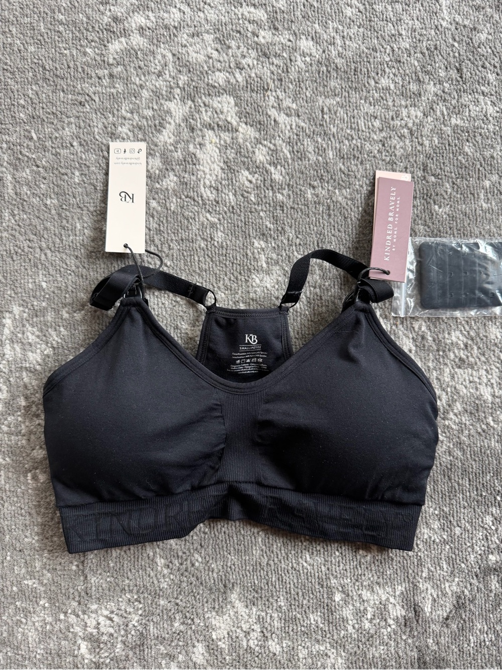 NWT Women’s Kindred Bravely Pumping & Nursing Black Sports Bra